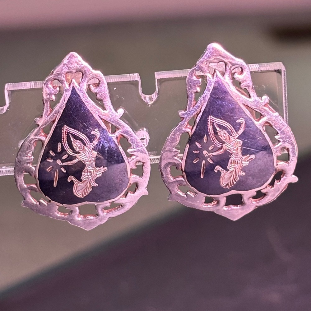 Vintage Siam Sterling Silver Niello Mekkala Goddess Clip On Earrings Thai SS3